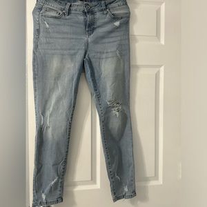 Kendall & Kylie ripped jeans